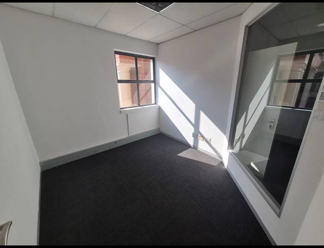 673M² OFFICE TO LET IN MORNINGSIDE